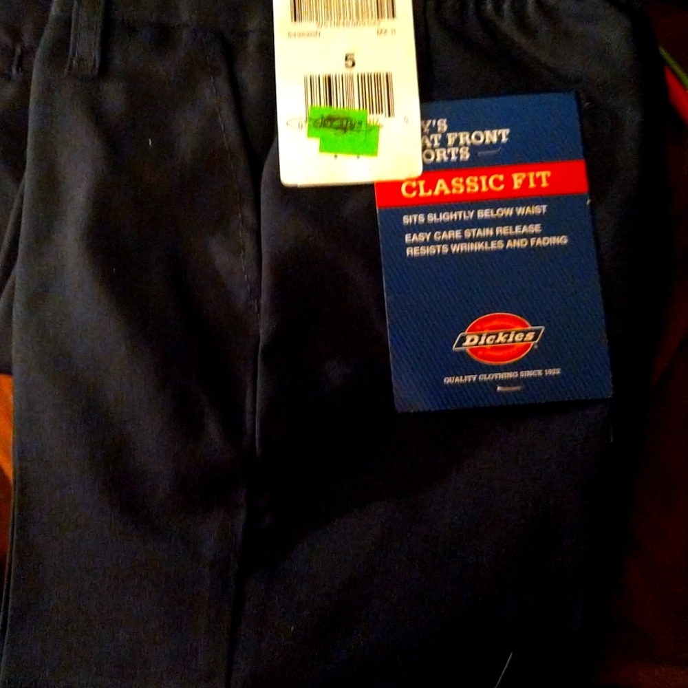 Dickies Navy shorts boys size 5